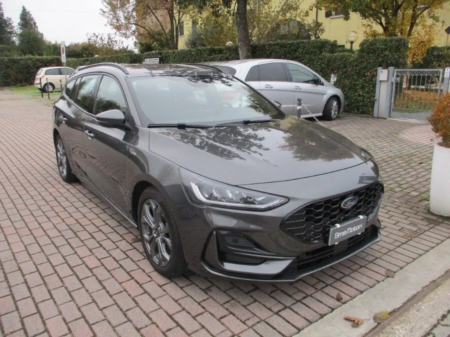 Ford Focus 1.0 EcoBoost Hybrid Auto 125Cv SW ST-Line Grigio - 2
