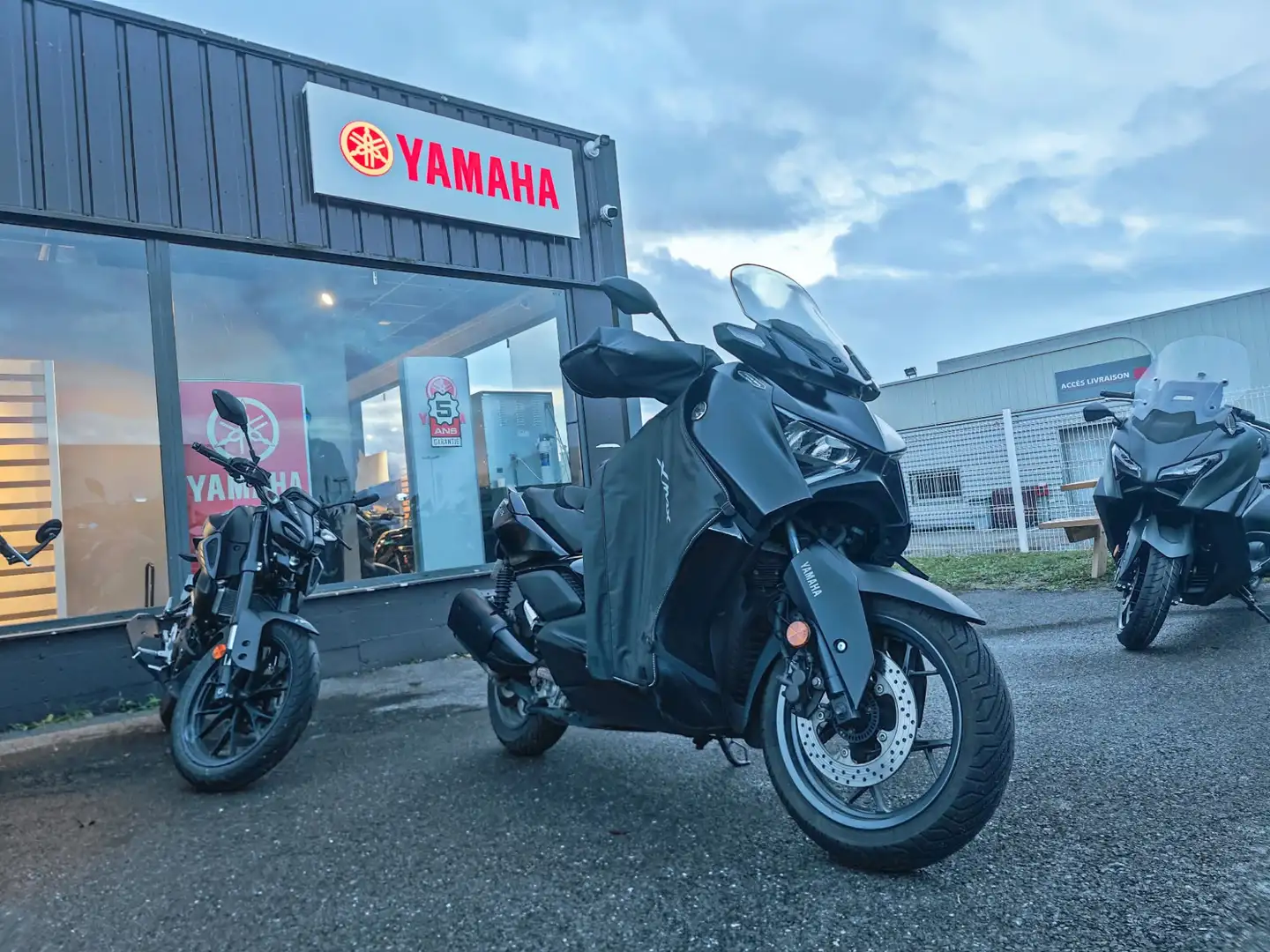 Yamaha X-Max 300 Noir - 1