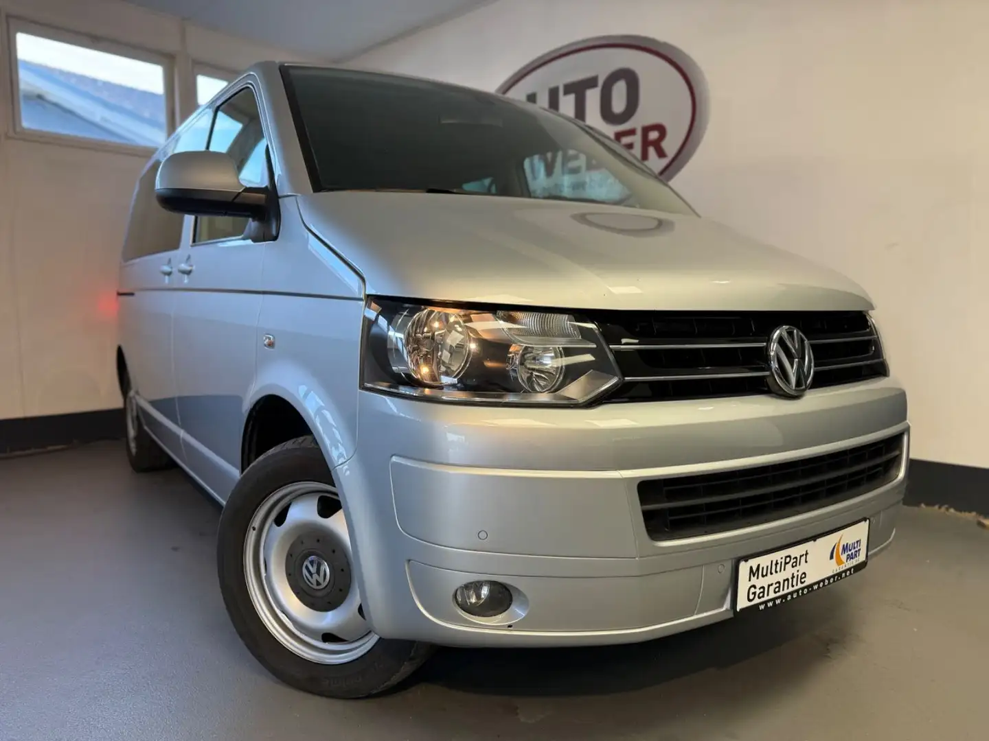 Volkswagen T5 Caravelle T5 2.0 TDI COMF.*AUT*SITZH*TEMP*PDC*BT*NAVI*2X S Silber - 1