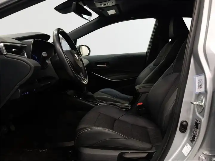 Toyota Auris 2022, foto 12