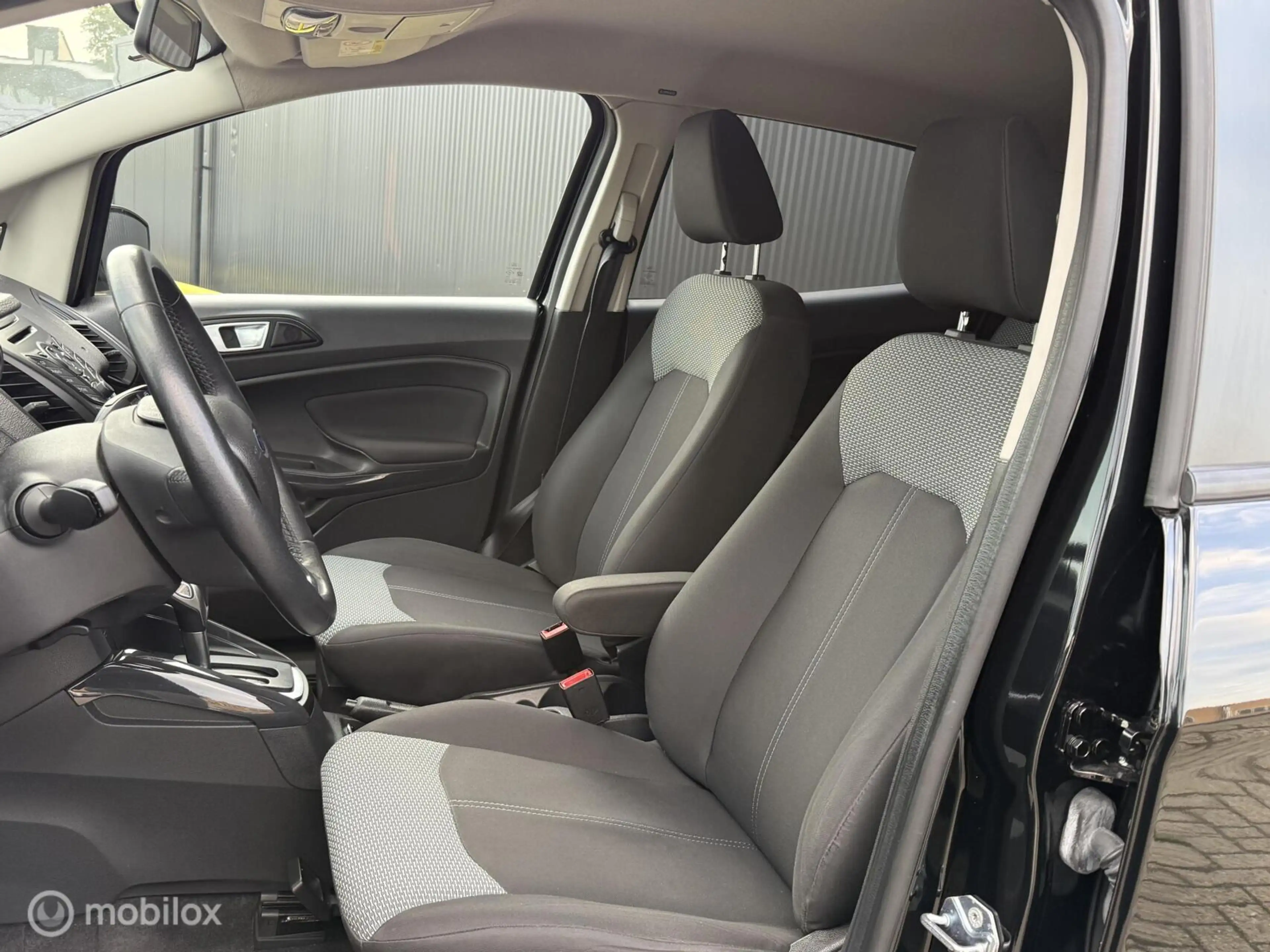 Ford EcoSport 1.5 Ti-VCT Titanium AUTOMAAT — photo 4
