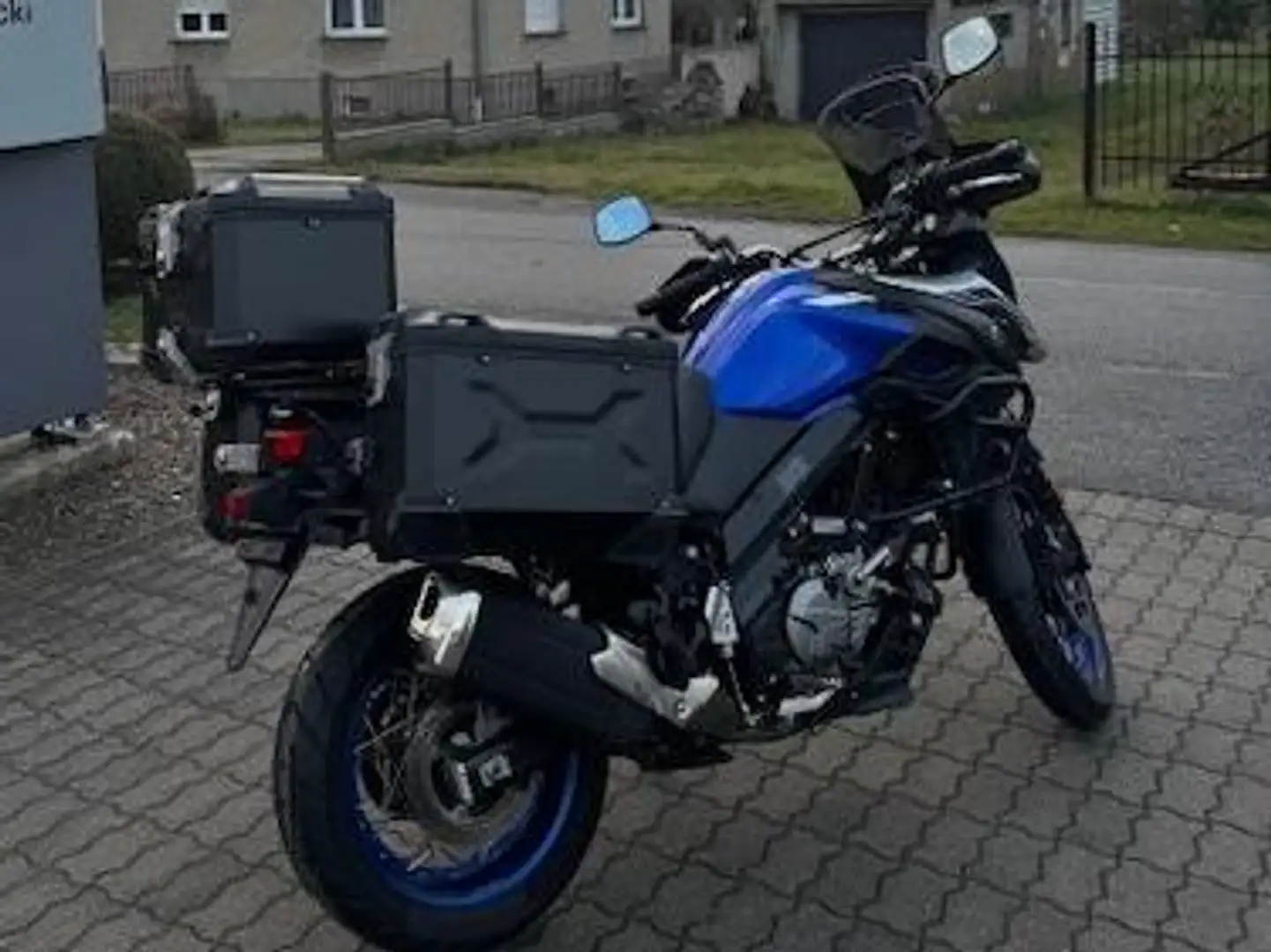 Suzuki V-Strom 650 XT DL 650 XAM3 Blauw - 2