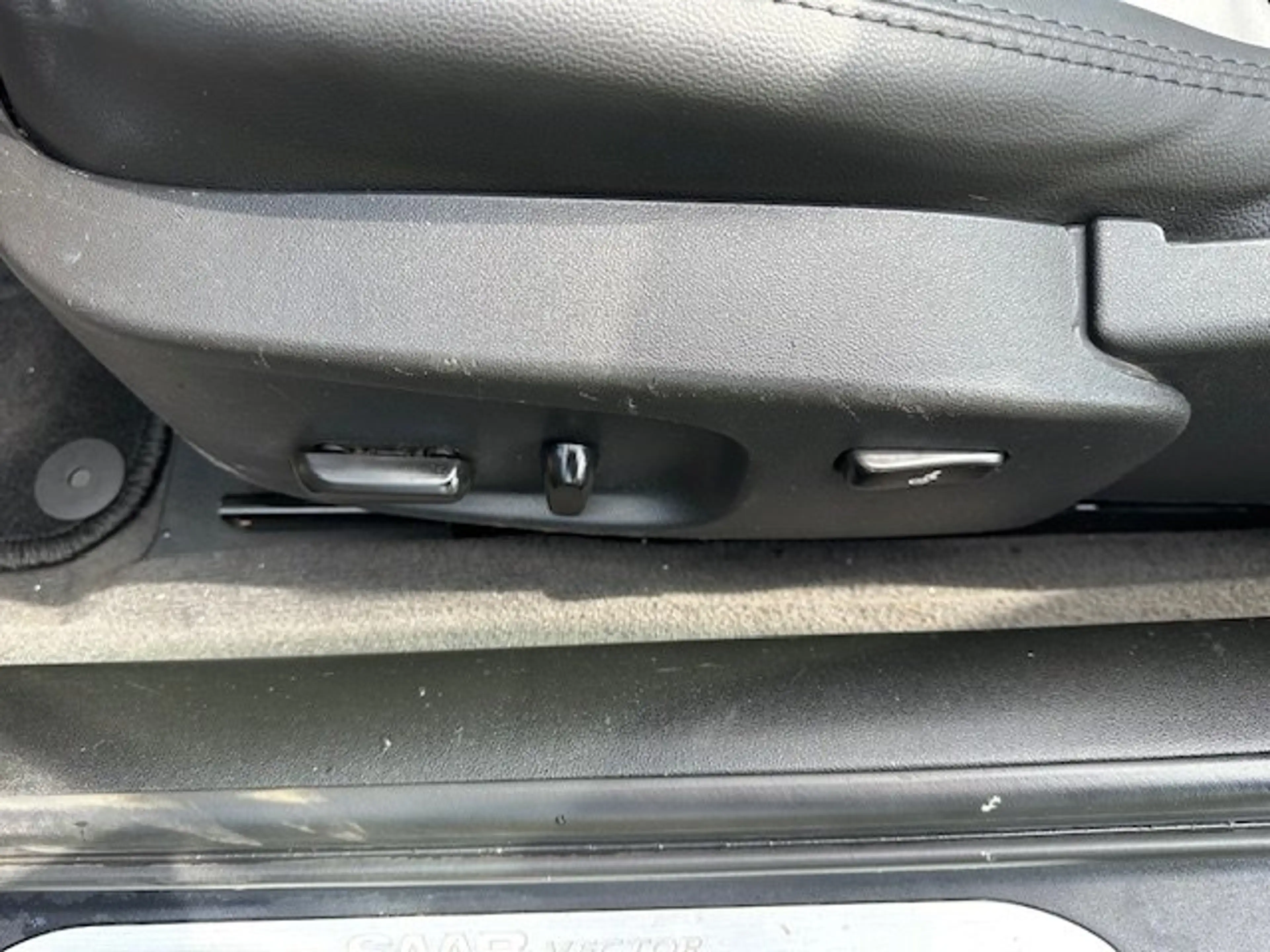 Saab 9-3 2.0T Cabrio Aut. Umbau AERO — photo 16