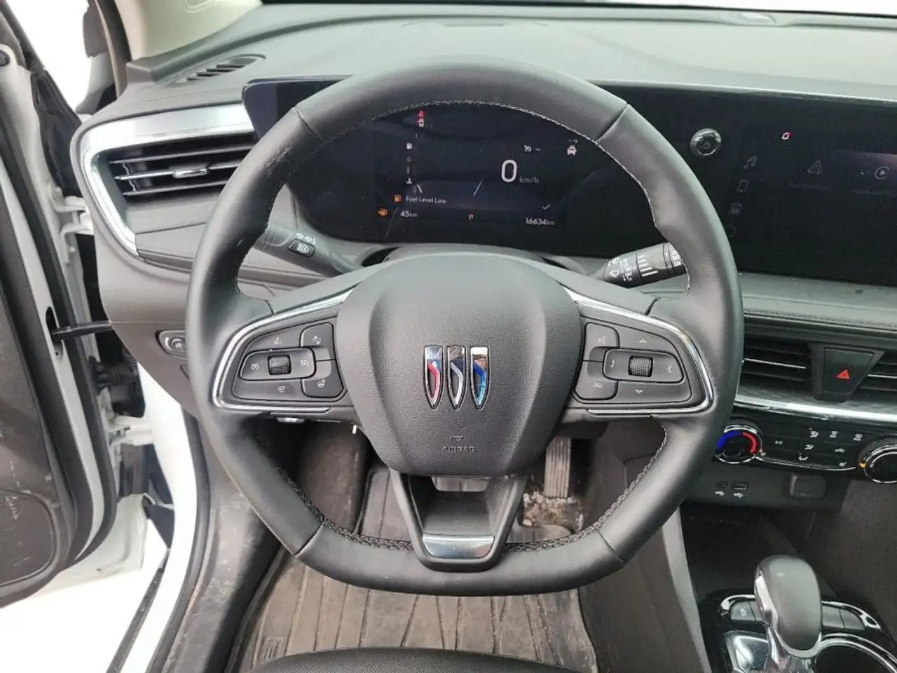 Buick Encore снимка Buick Encore