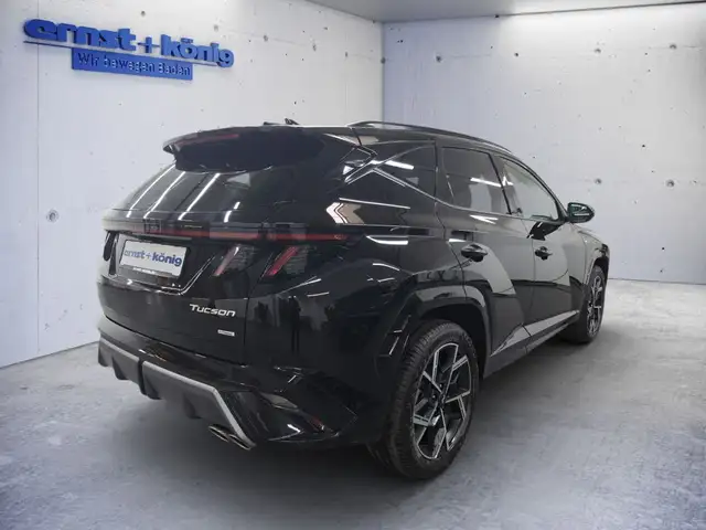 Hyundai Tucson view 3