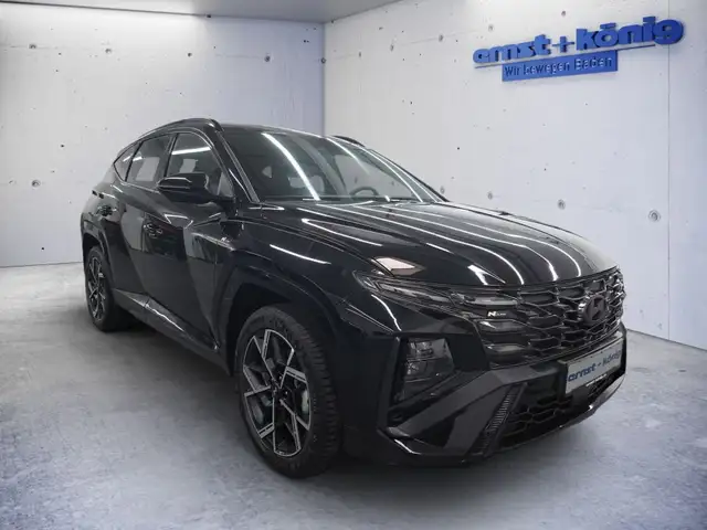 Hyundai Tucson view 2