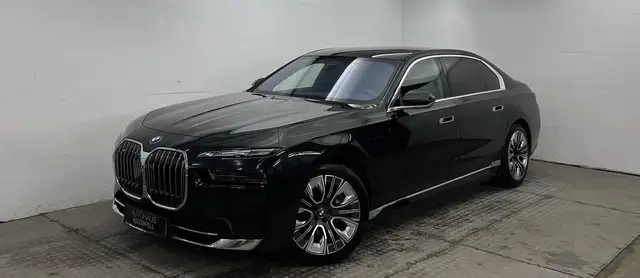 BMW 750 750e xDrive EXECUTIVE+SKY+KRISTALL+THEATRE+B&W+