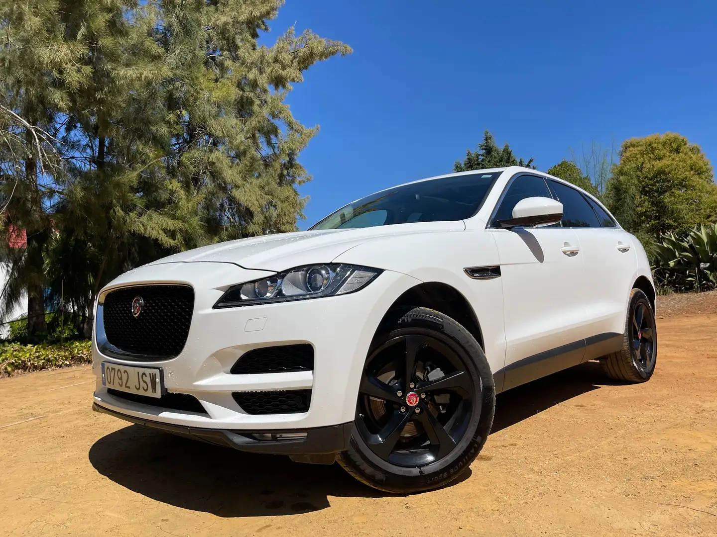 Jaguar F-Pace F-Pace 2.0i4D R-Sport Aut. AWD 180 R-Sport Blanco - 1