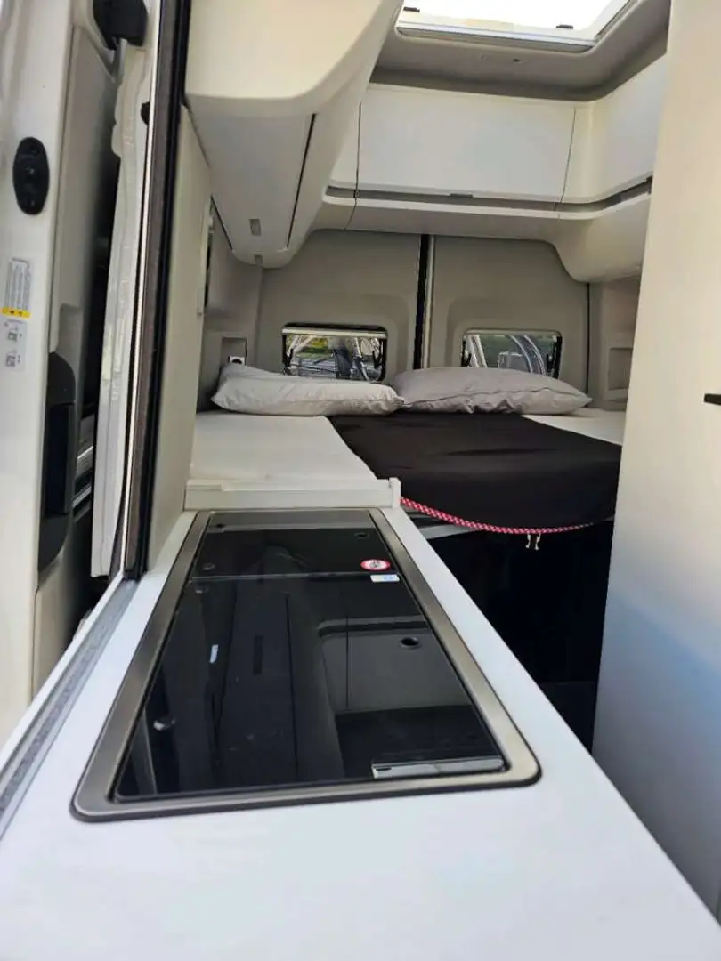 Caravans-Wohnm VW Crafter Grand California 600 Weiß - 2