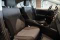 Toyota Avensis 1.8 VVTi Business + CAMERA / TREKHAAK Zwart - thumbnail 25