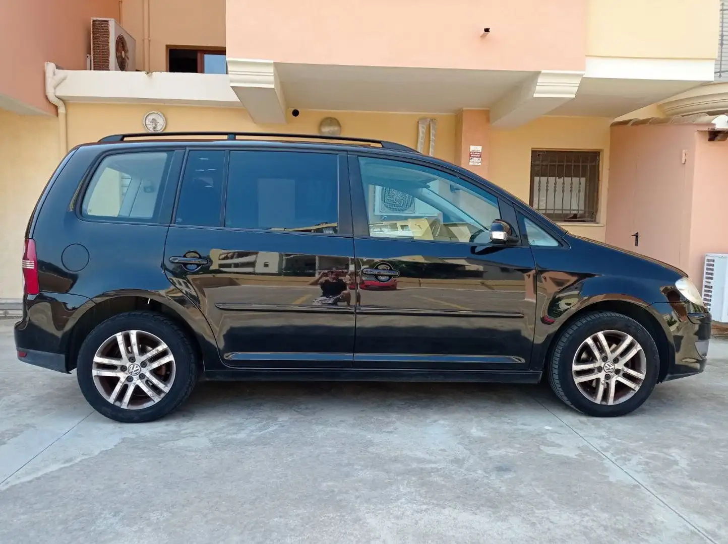 Volkswagen Touran Touran I 2007 1.9 tdi Highline dpf Nero - 2