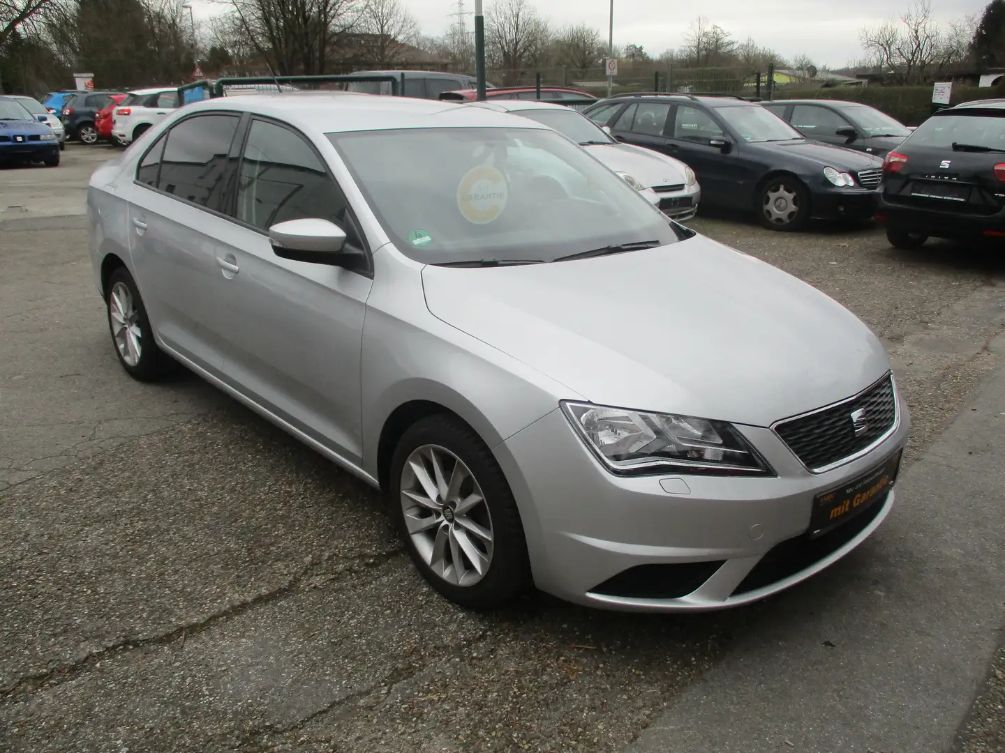 SEAT Toledo Reference Gris - 1