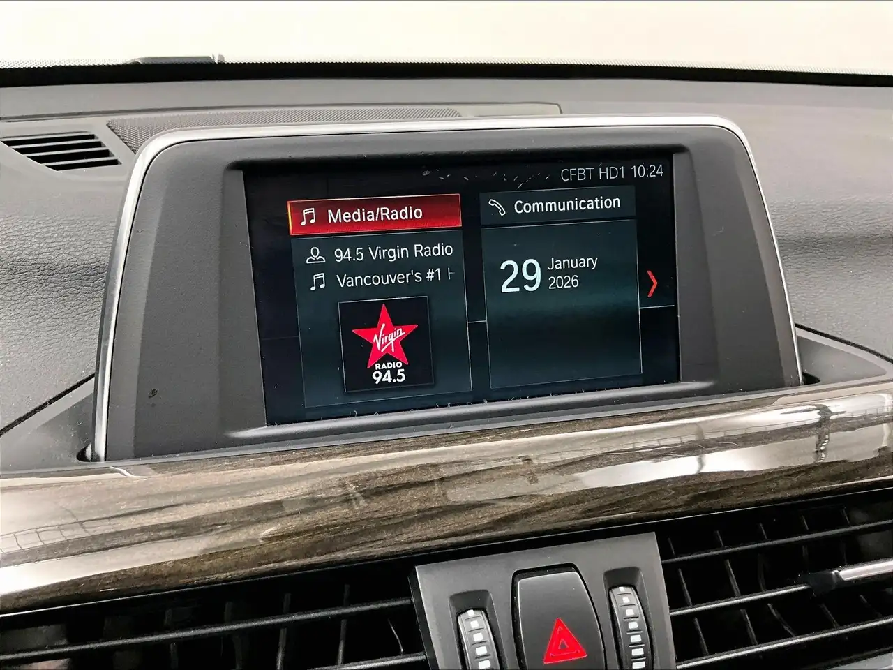 BMW X1 снимка BMW X1
