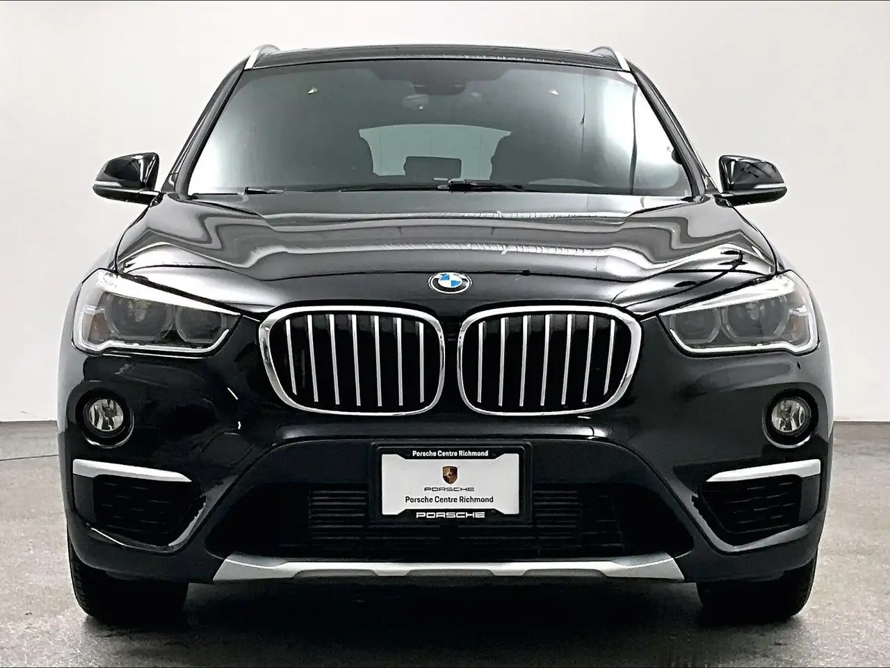 BMW X1 снимка BMW X1