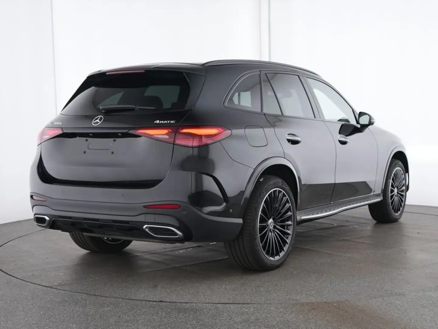 Mercedes-Benz GLC 400 e 4Matic*AMG*AHK*PREMIUM*PANO*BURMESTER* Schwarz - 2