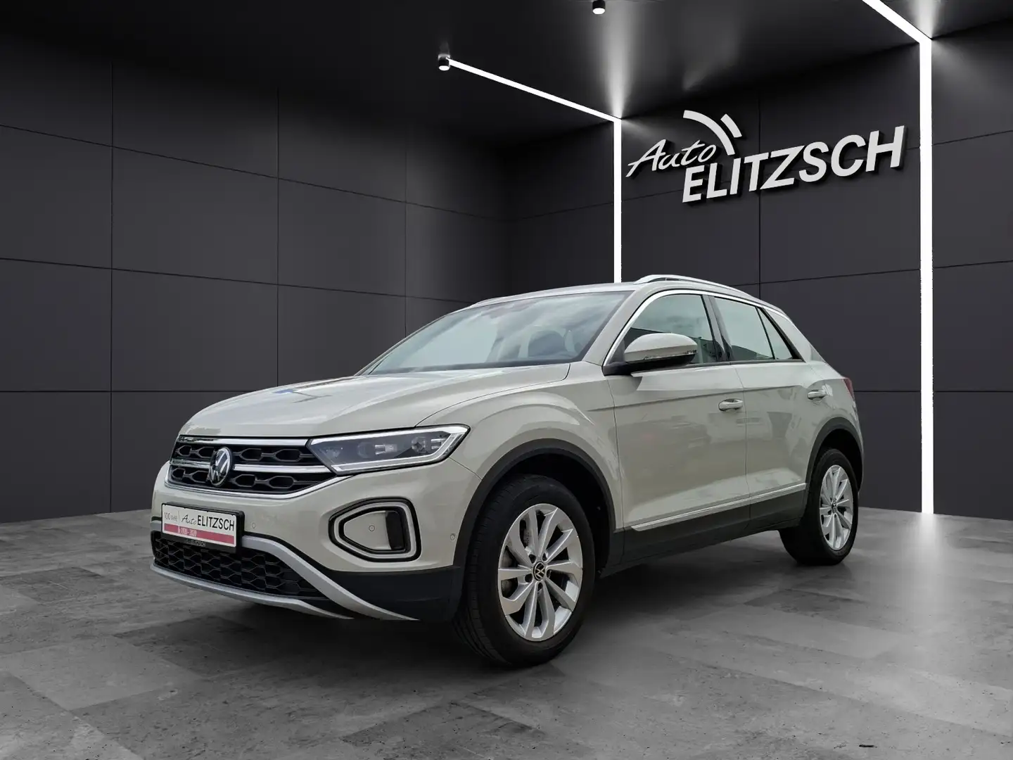 Volkswagen T-Roc TSI Style LED Navi AID ACC Park-Assist SH Grau - 2