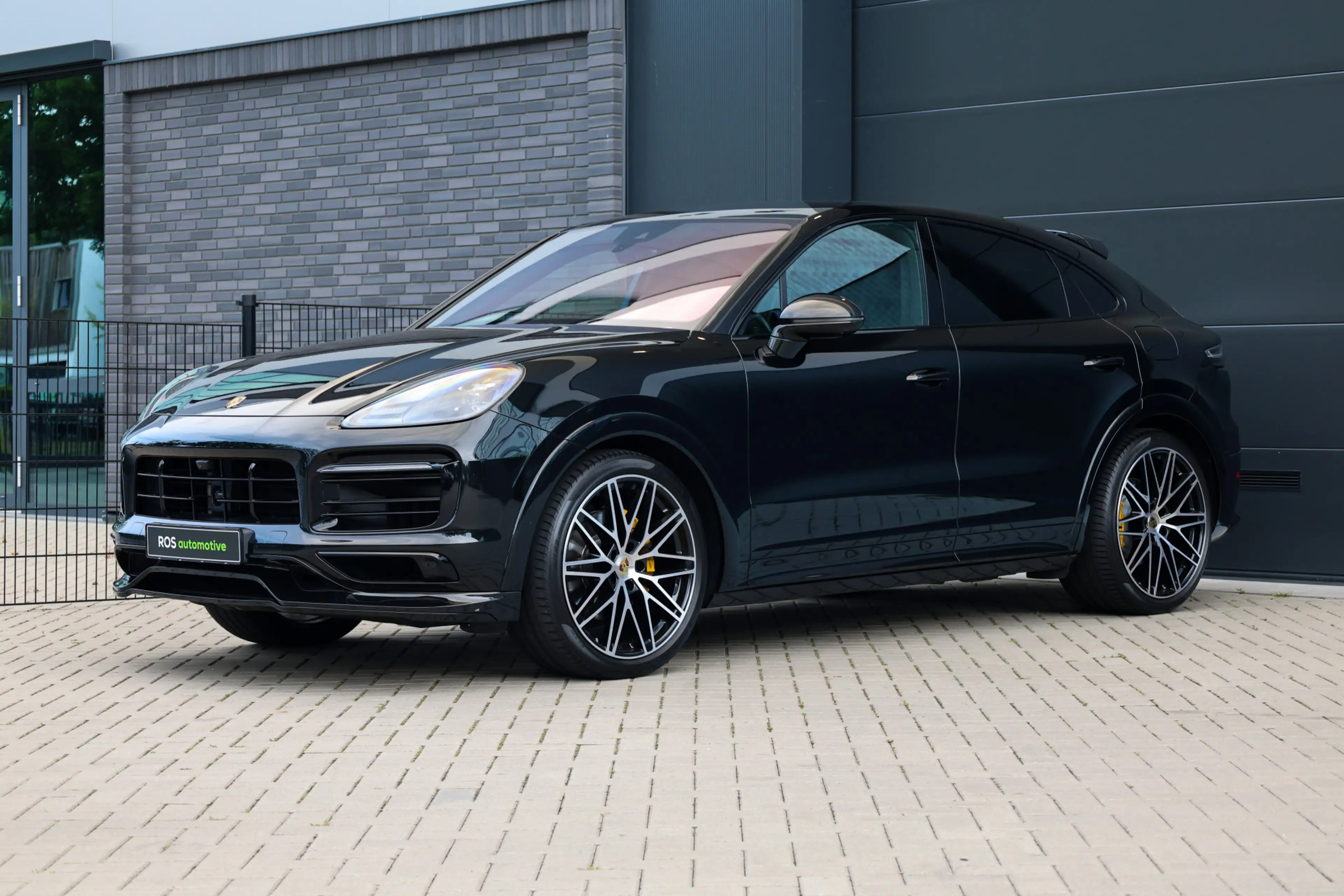 Porsche Cayenne Coupé 3.0 E-Hybrid Platinum Edition | NAP! | BTW | — photo 49