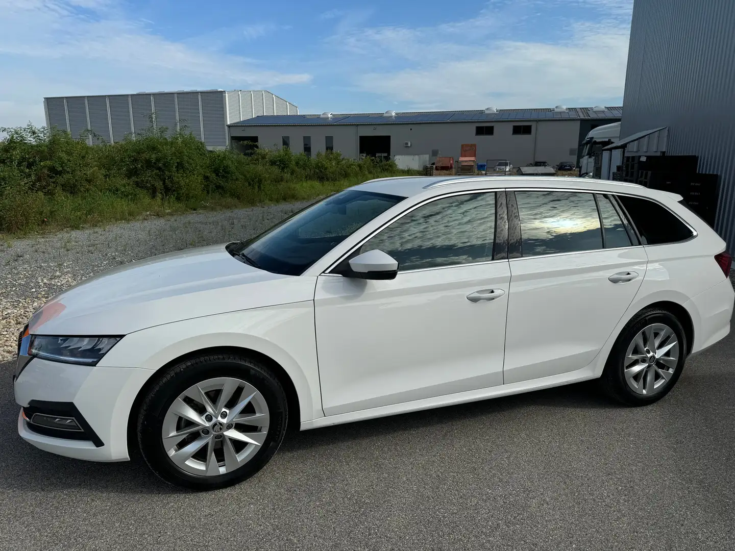 Skoda Octavia Style*KAMERA*HEAD UP*NAVI*SITZHEIZUNG*DAB*LED*TOP* Blanc - 2