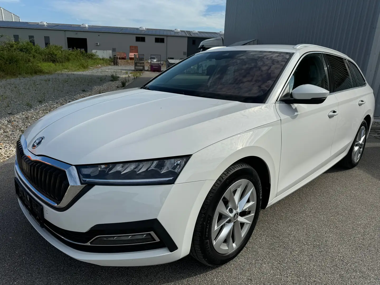 Skoda Octavia Style*KAMERA*HEAD UP*NAVI*SITZHEIZUNG*DAB*LED*TOP* Blanc - 1