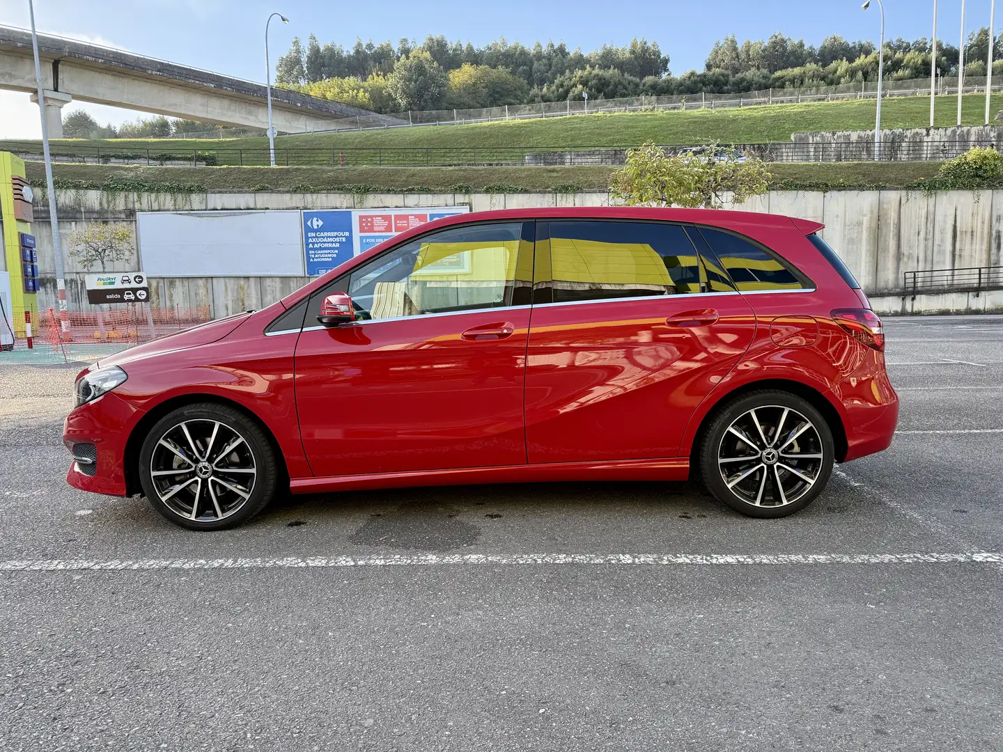 Mercedes-Benz B 200 200d 7G-DCT - 2