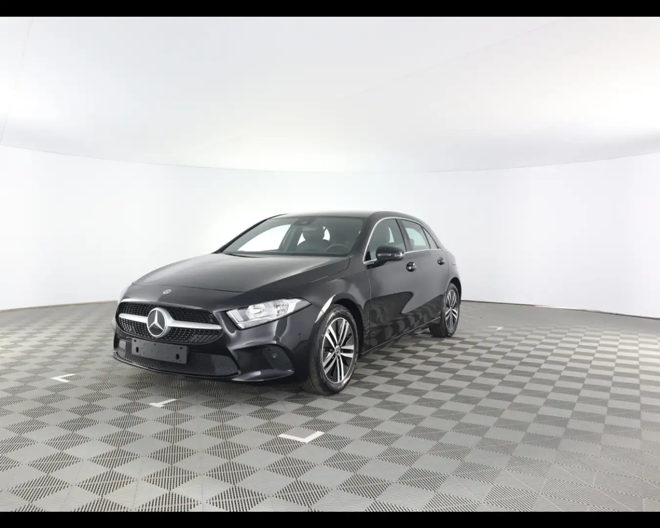 Mercedes-Benz A 180 d Business Extra auto Nero - 2