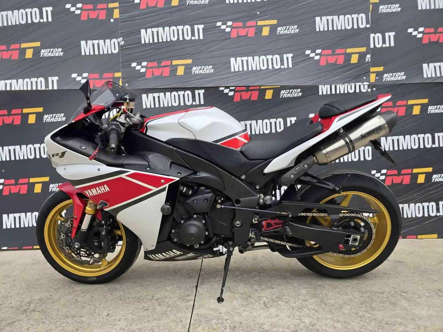 Yamaha YZF-R1 TCS Anniversary Export Video 360 Alb - 2