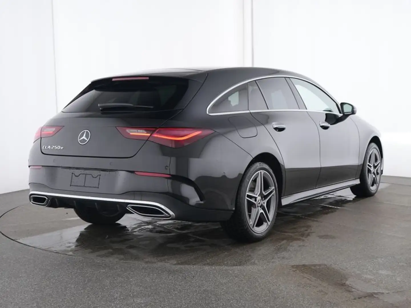 Mercedes-Benz CLA 250 e SB Amg Camera, Keyless-Go, Dodehoeks Assist, Led Noir - 2