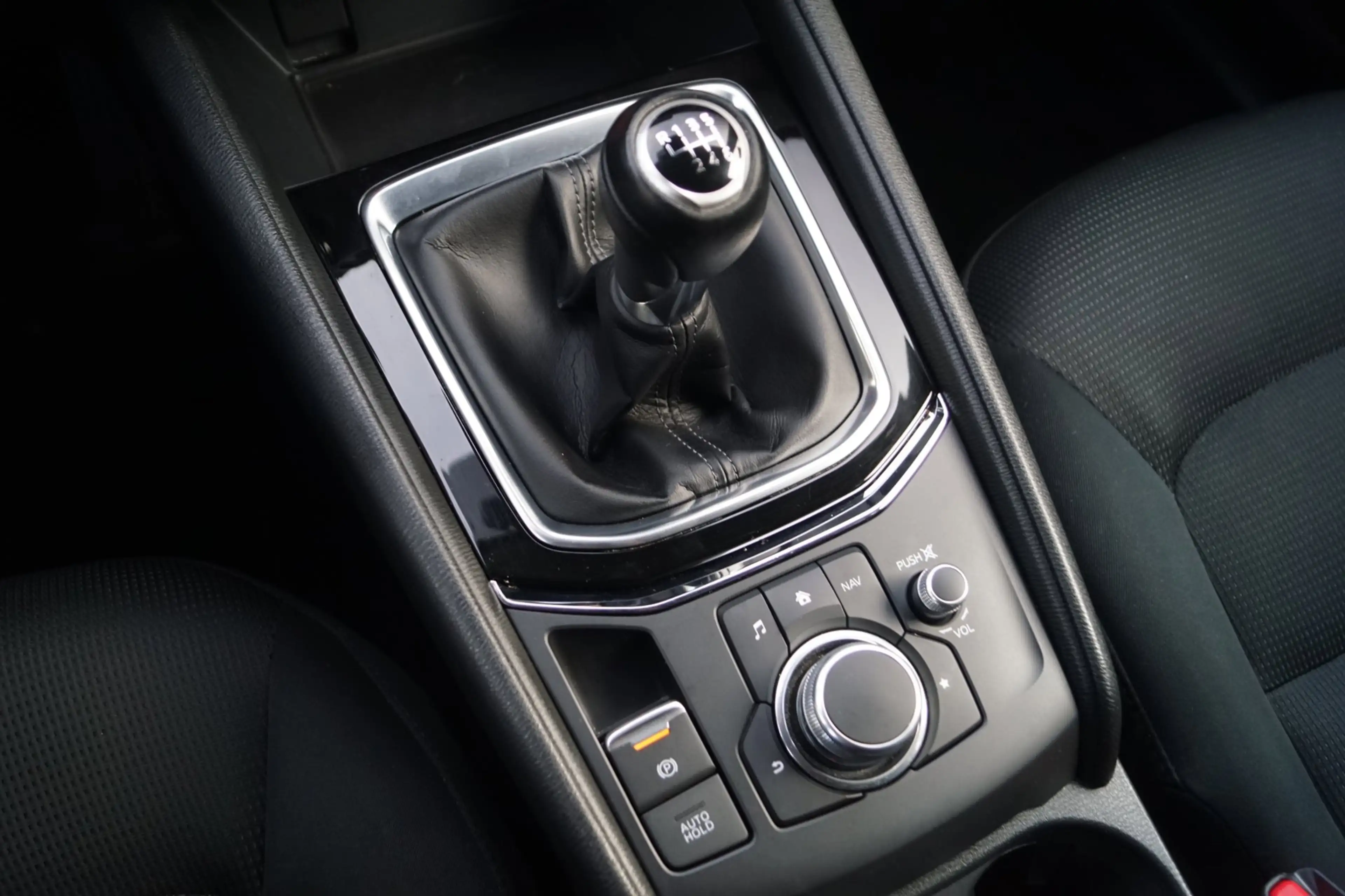 Mazda CX-5 2.0 SkyActiv-G 165 Sport Selected Navi Camera Clim — photo 18