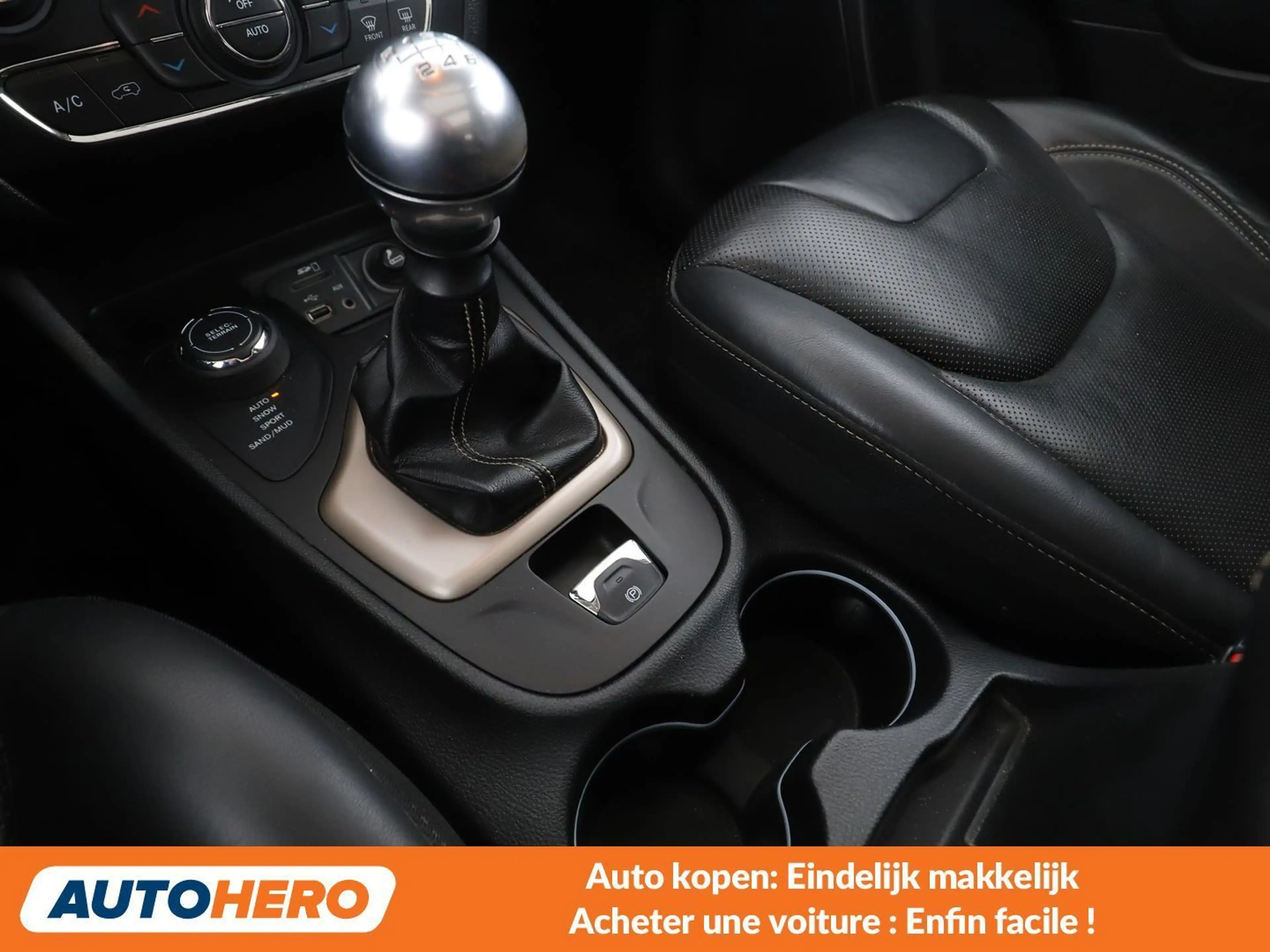 Jeep Cherokee 2.0 M-Jet Limited 4WD — photo 14