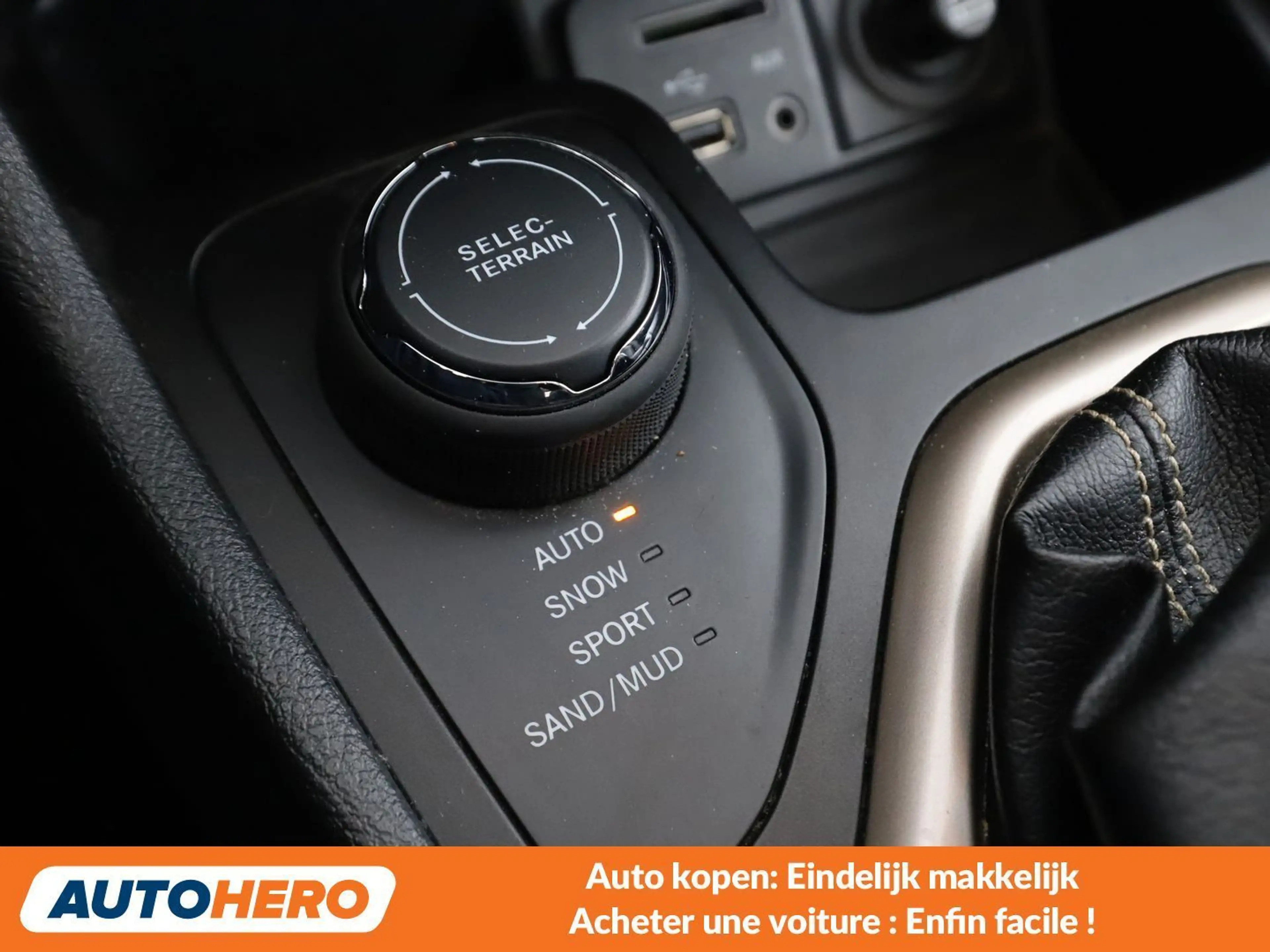 Jeep Cherokee 2.0 M-Jet Limited 4WD — photo 13