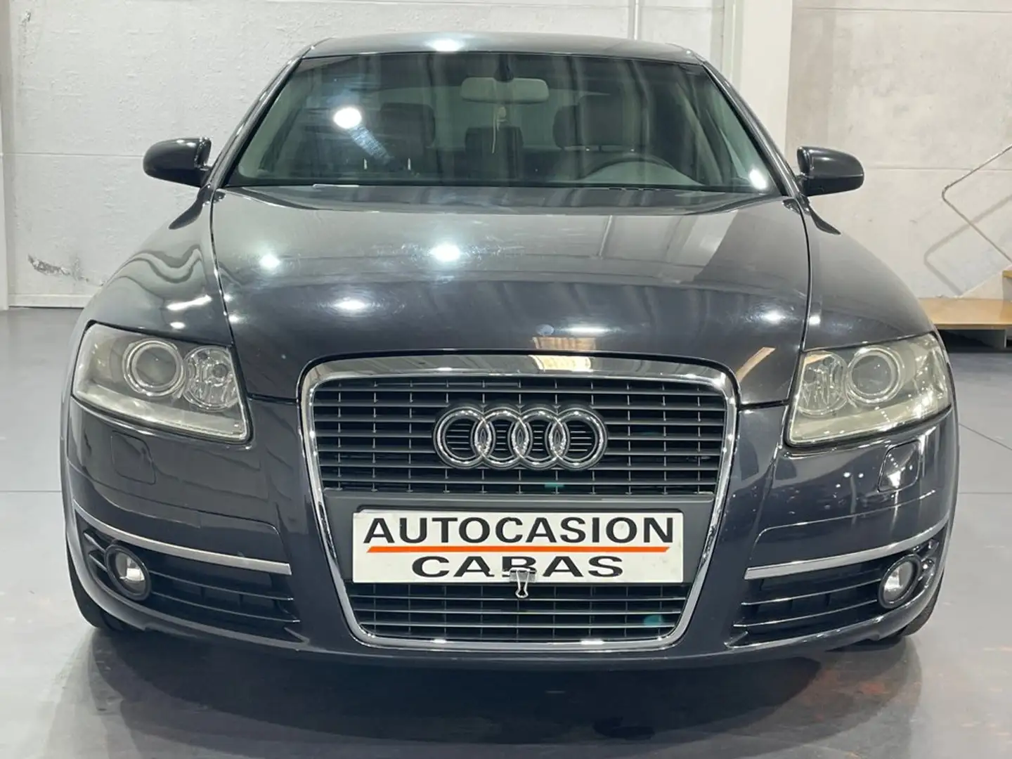 Audi A6 2.4 Azul - 1