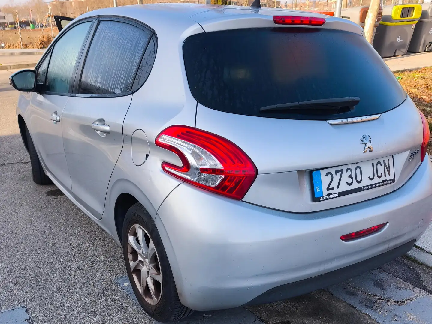 Peugeot 208 208 1.6e-HDi Style Style Plateado - 2
