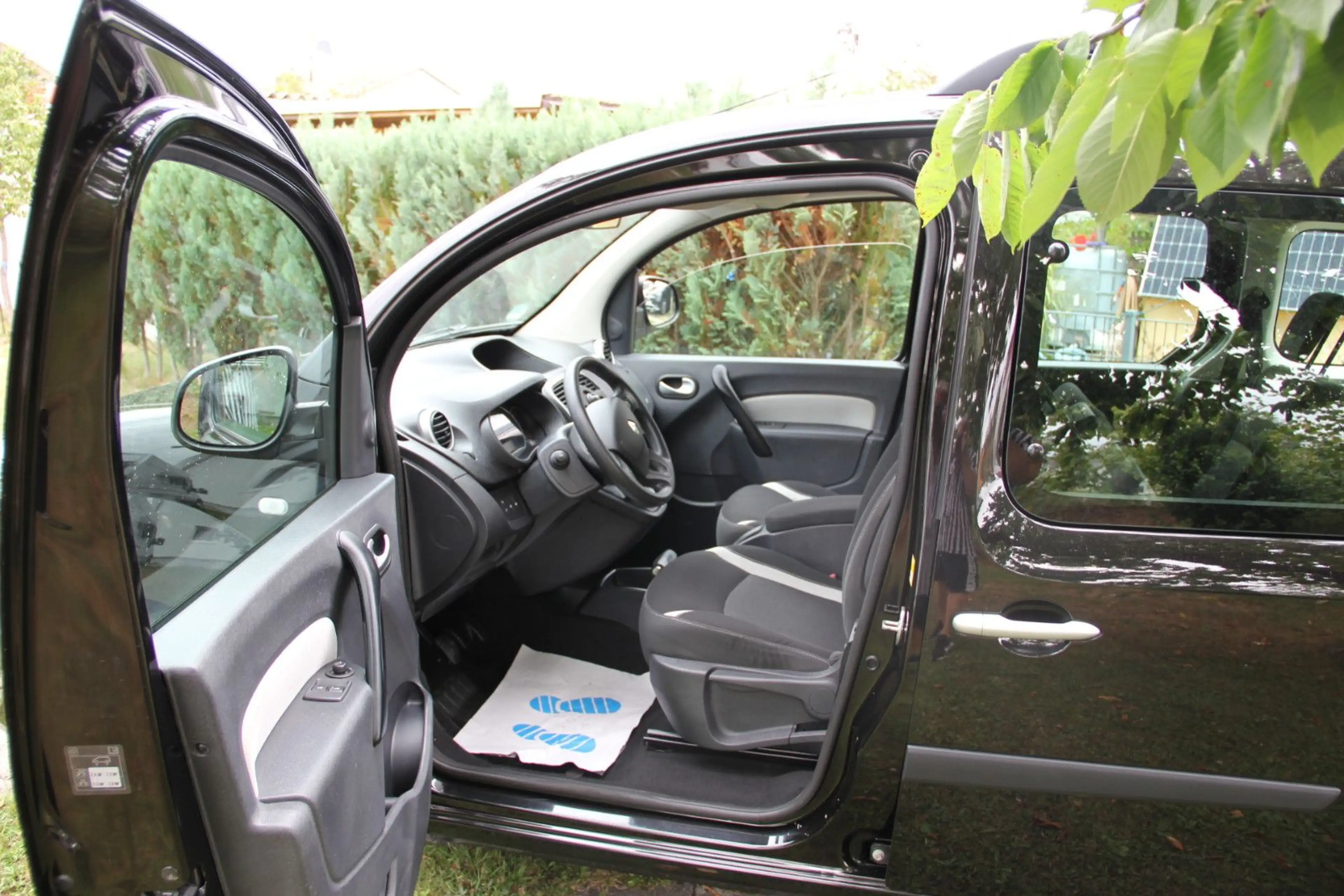 Renault Kangoo Happy Family DCI 90 Klima — photo 10