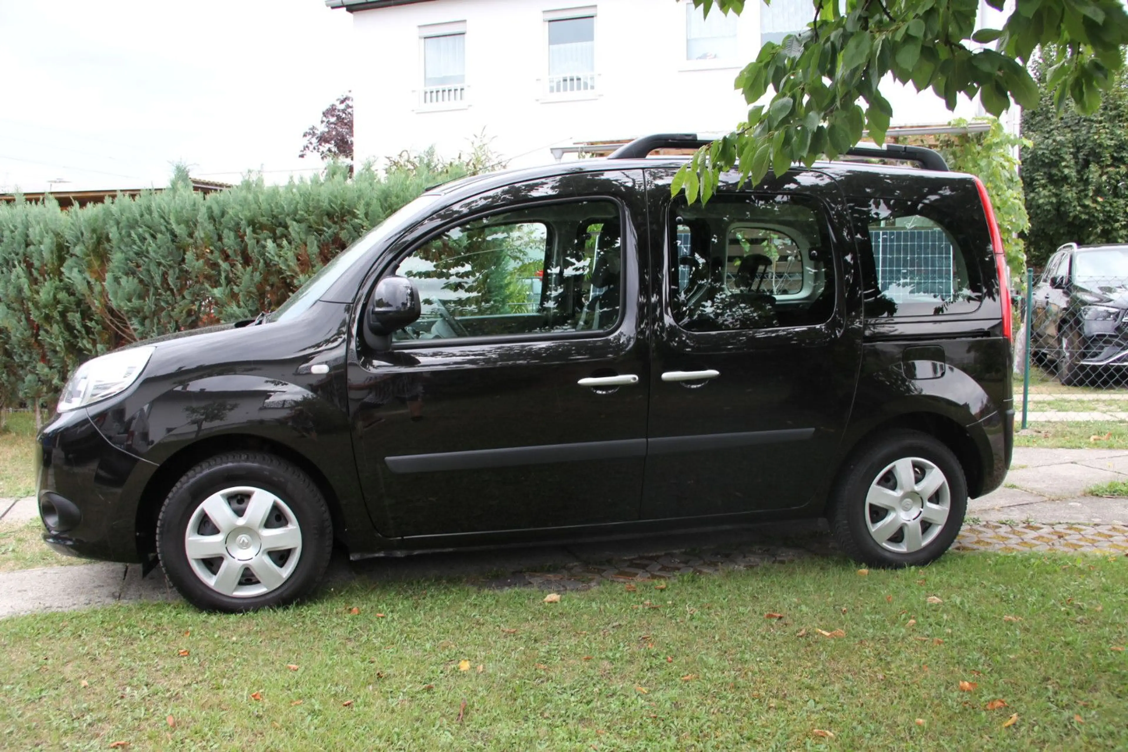 Renault Kangoo Happy Family DCI 90 Klima — photo 8