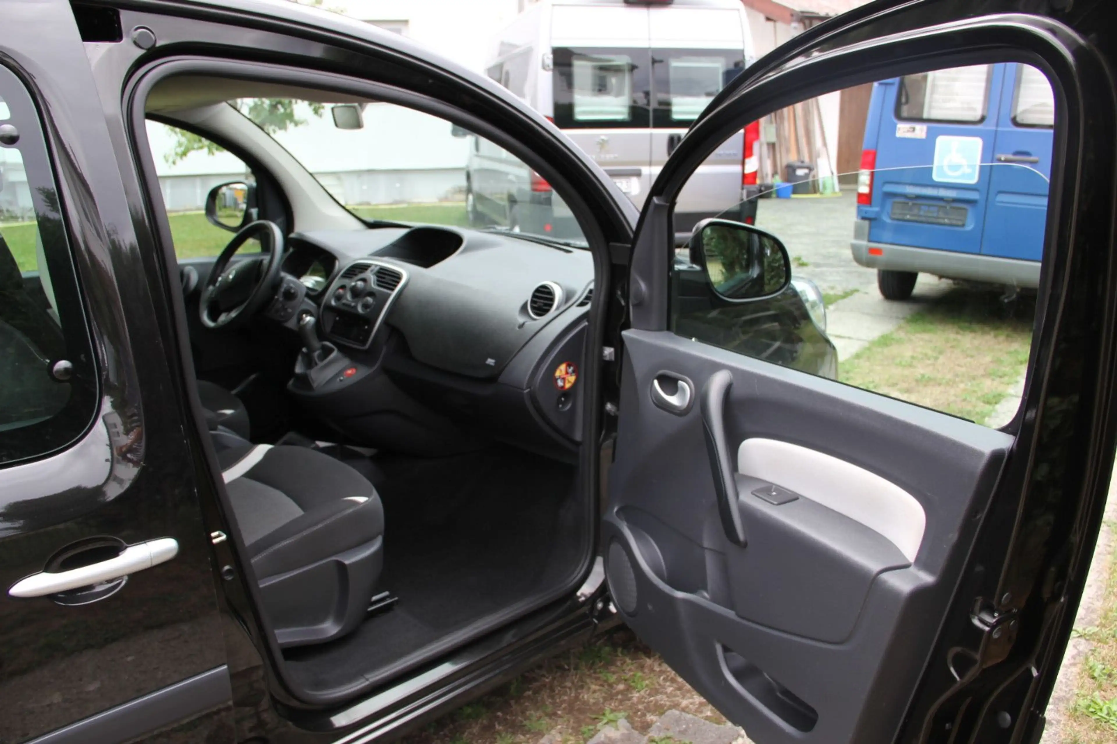 Renault Kangoo Happy Family DCI 90 Klima — photo 5