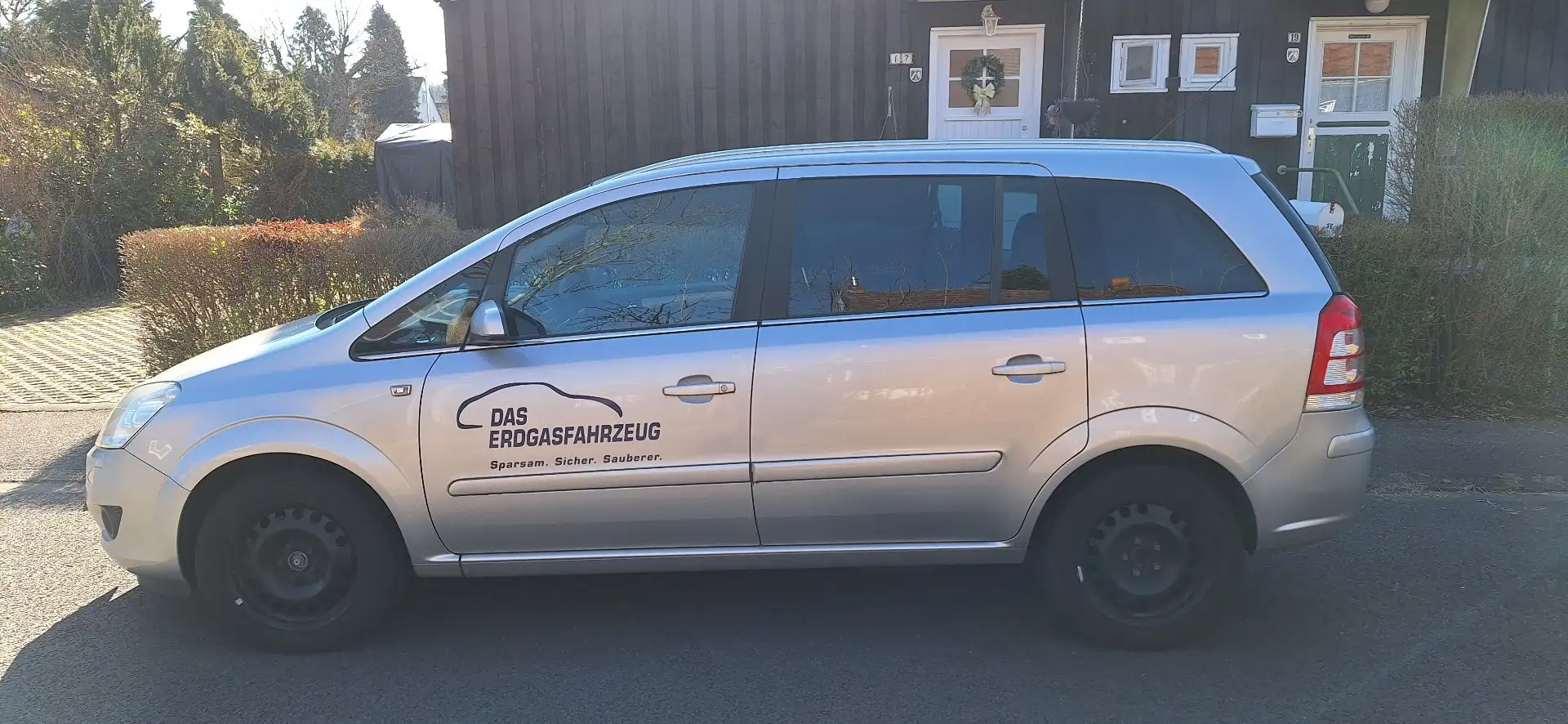 Opel Zafira 1.6 CNG Navi - 2