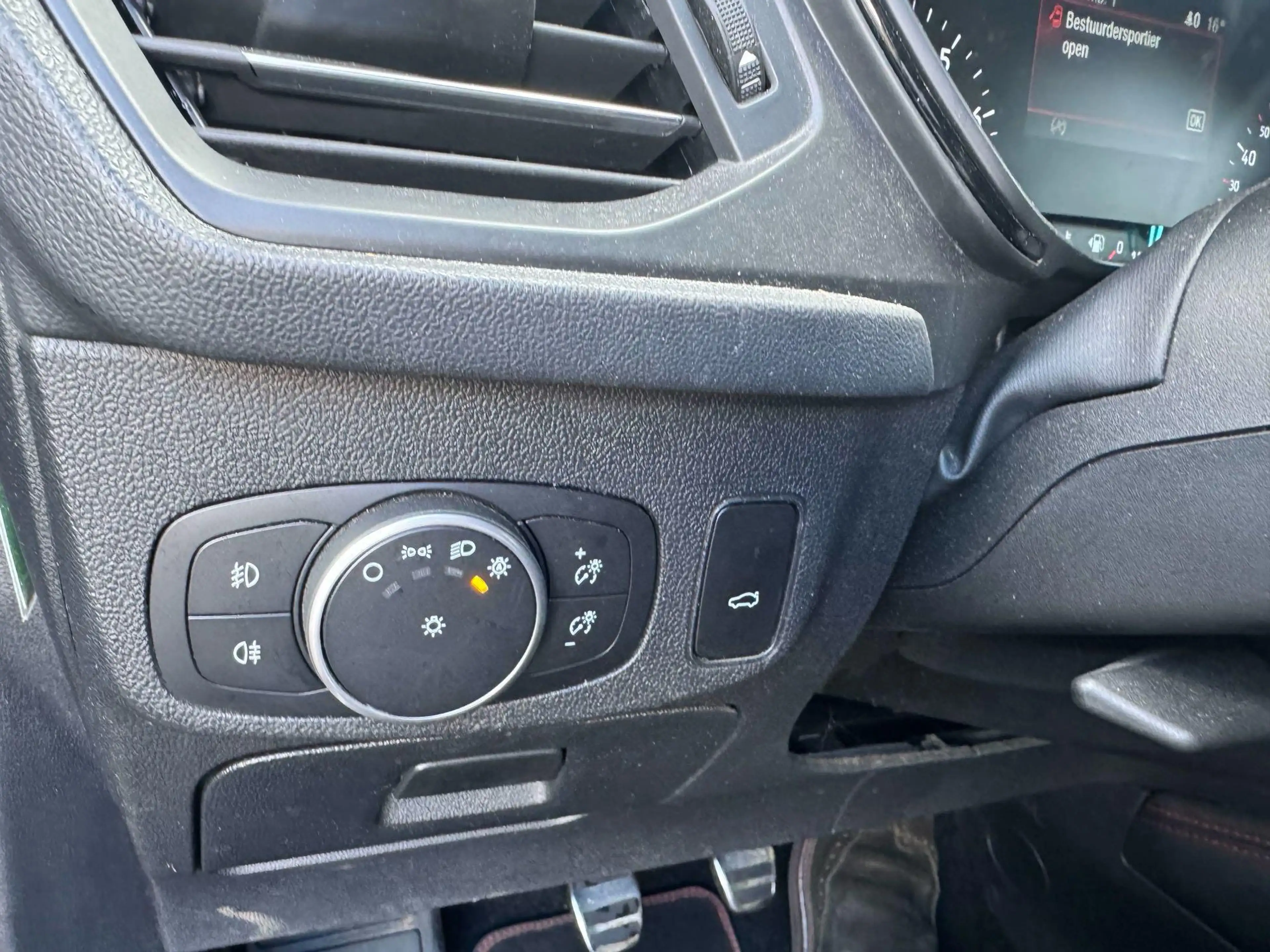 Ford Focus Wagon 1.0 EcoBoost ST Line Business | Trekhaak | A — photo 11