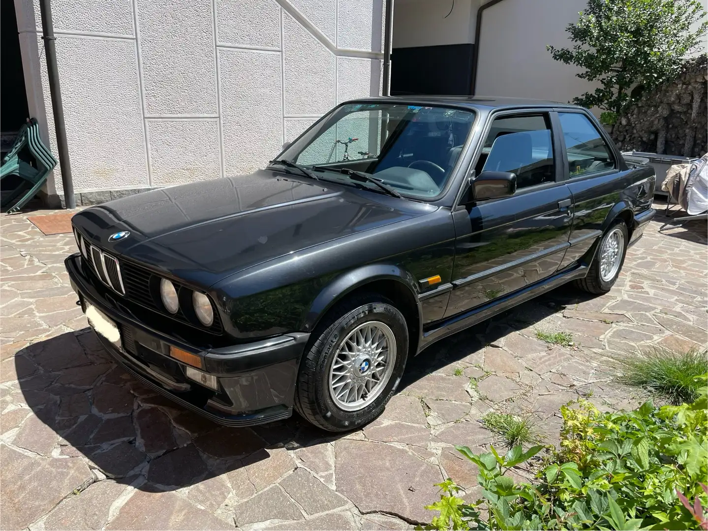 BMW 320 320iS Sport Mtech 1 - 2