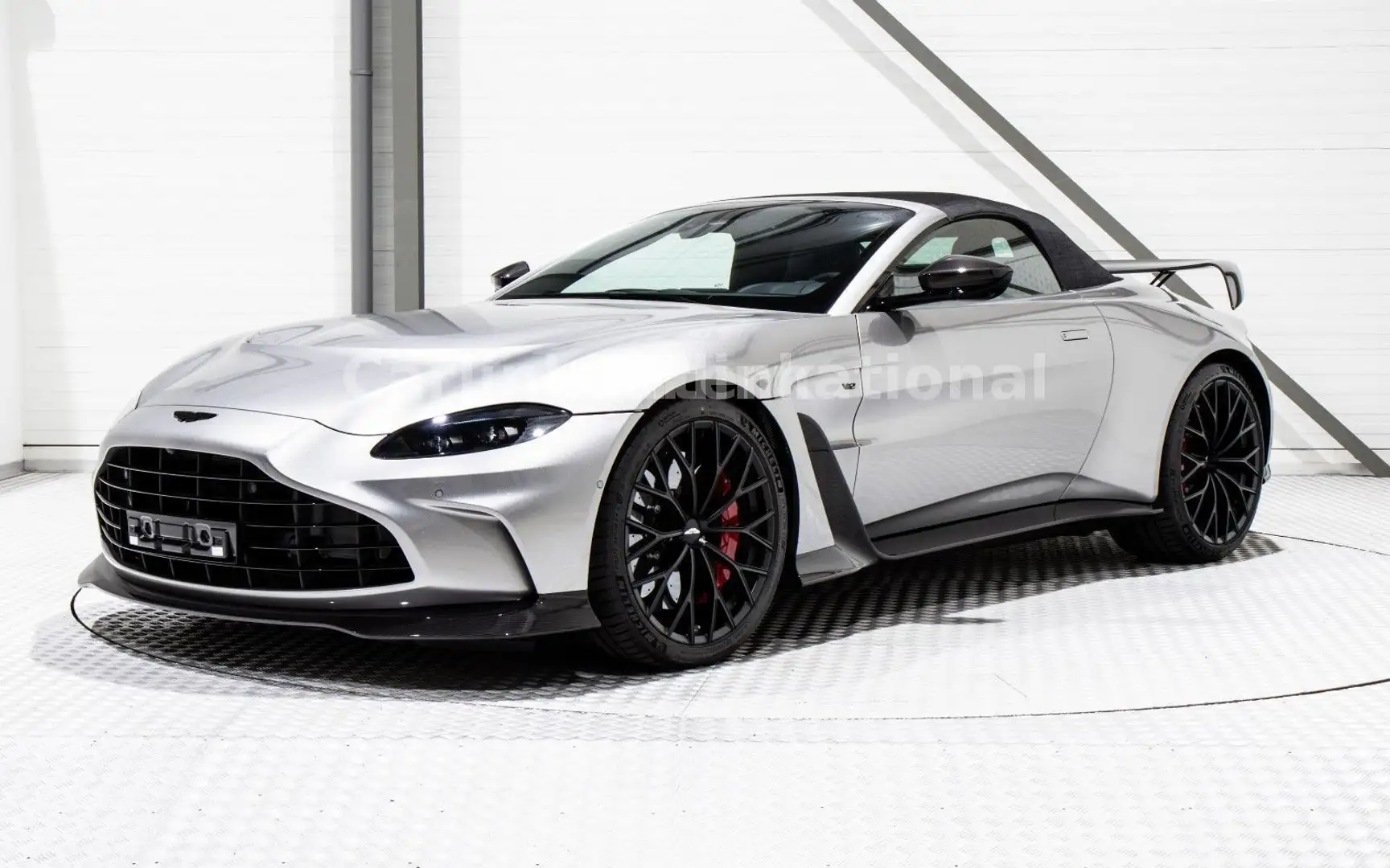 Aston Martin Vantage Roadster -1 of 249 - 15KM - Zilver - 2