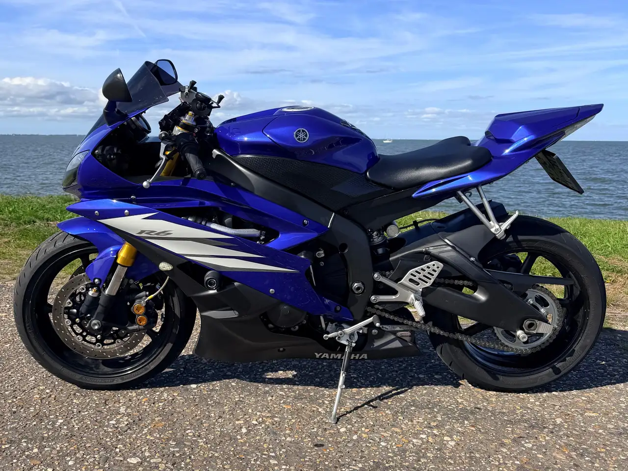 Yamaha YZF 600