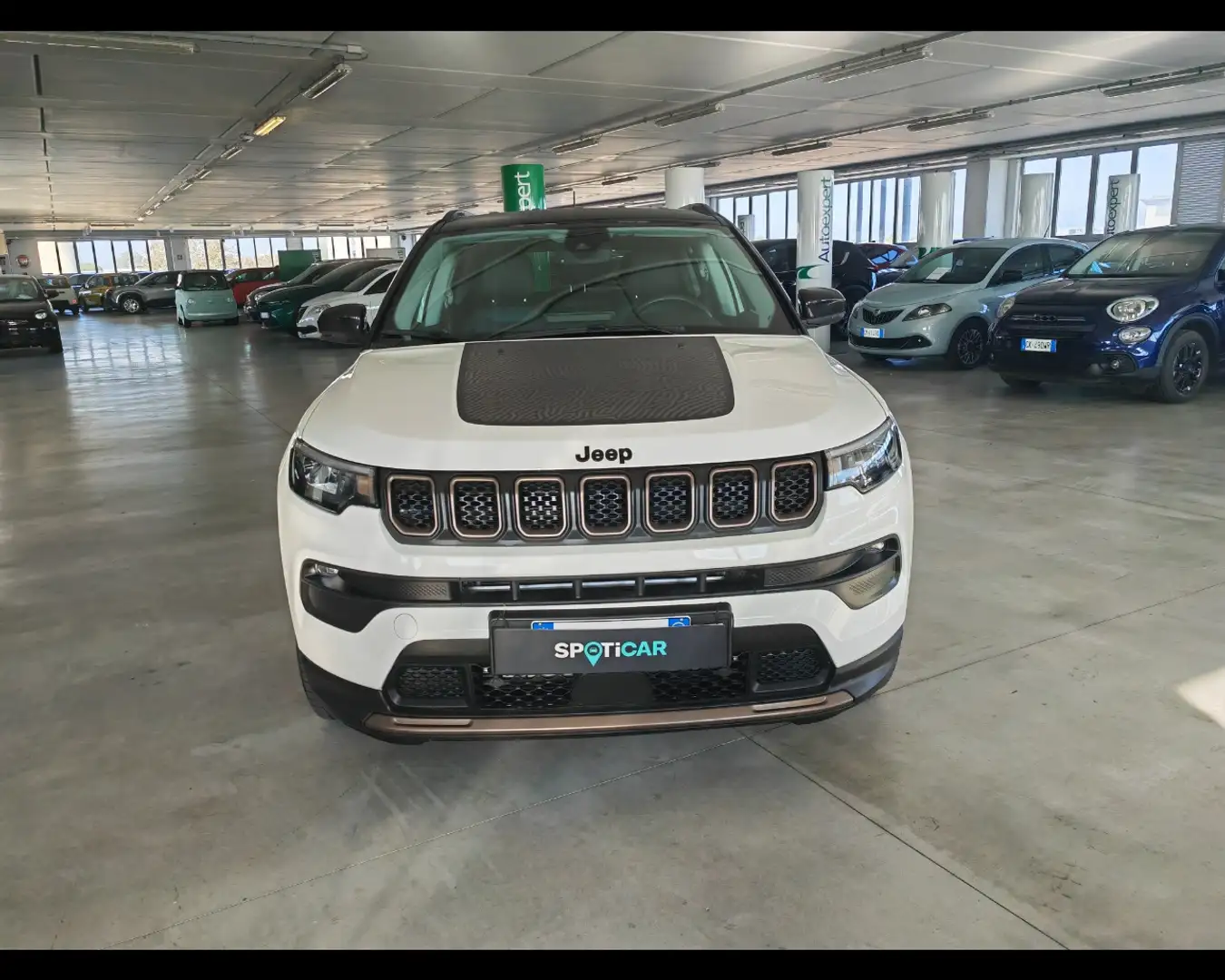 Jeep Compass 1.3 Turbo T4 PHEV Upland Weiß - 2
