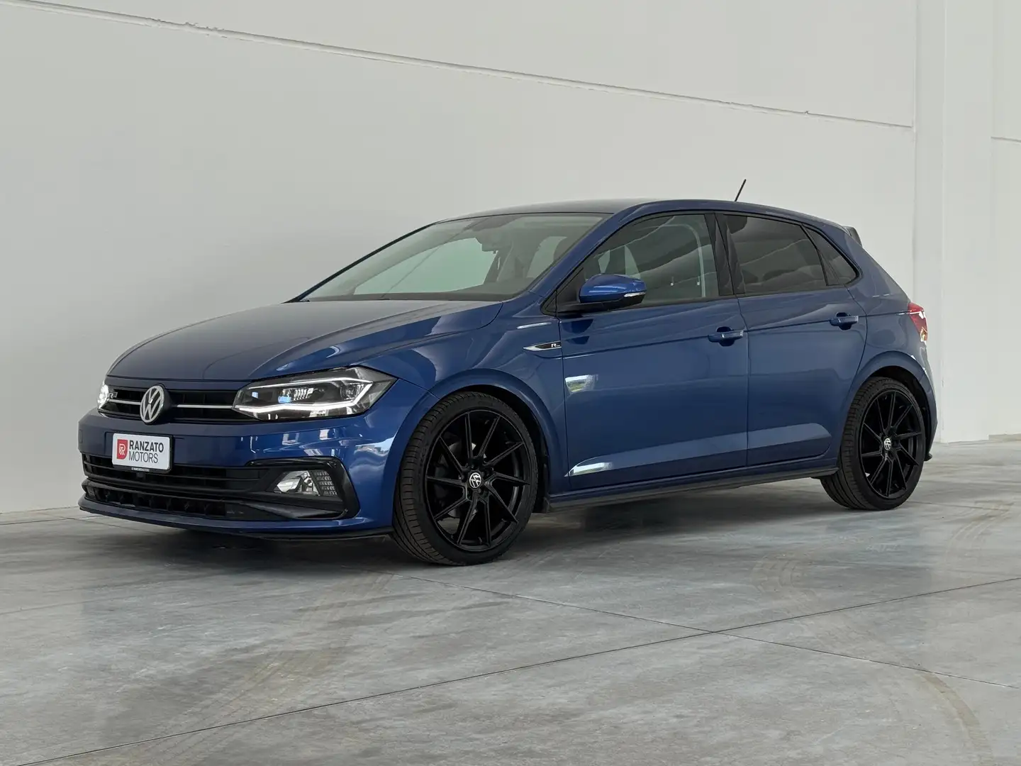 Volkswagen Polo R-line 5p 1.6 tdi Highline 95cv DSG Bleu - 1