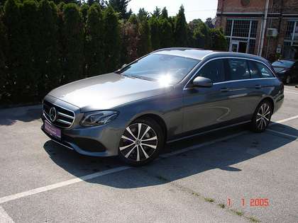 Mercedes-Benz E 300 de Kombi Avantgarde