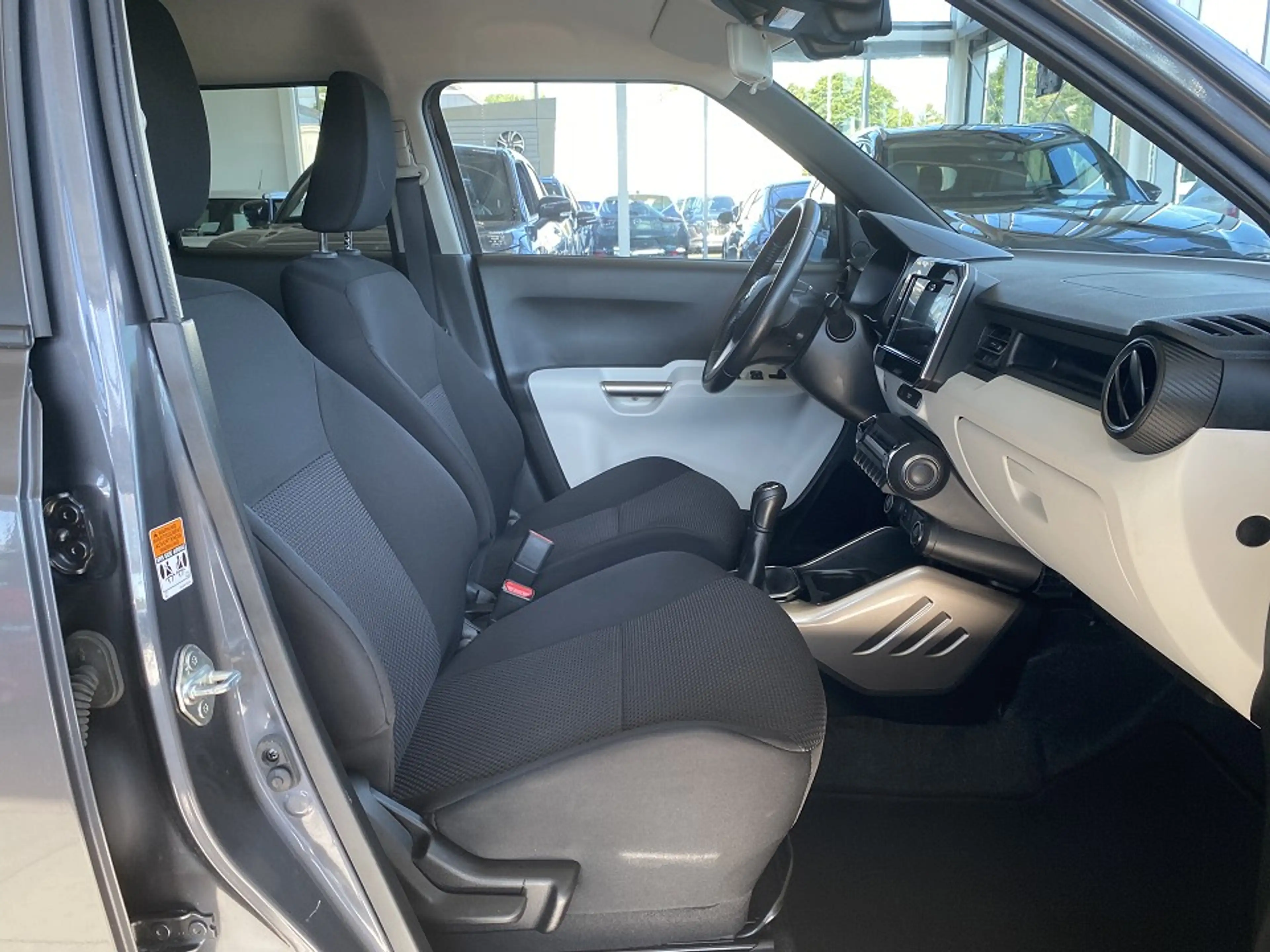 Suzuki Ignis 1.2 Comfort+ NAVI KAM LED — photo 5