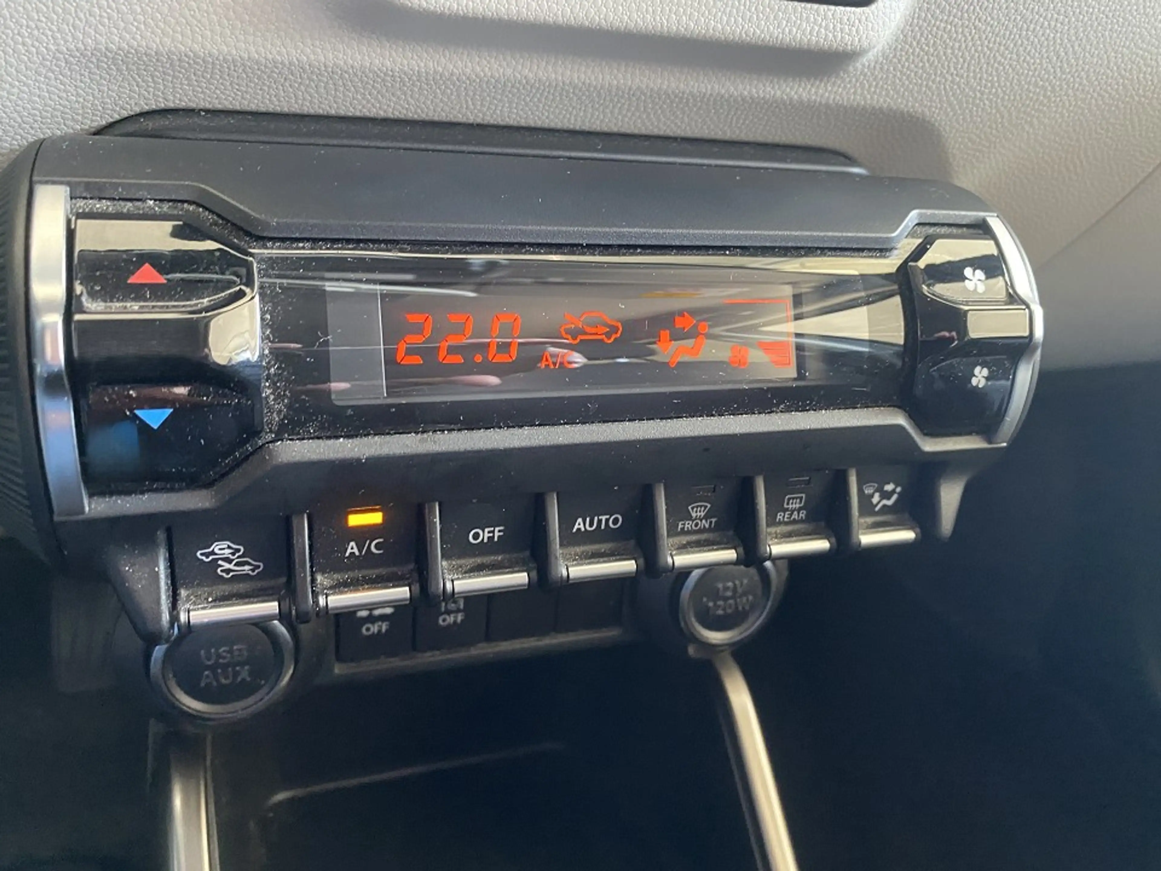 Suzuki Ignis 1.2 Comfort+ NAVI KAM LED — photo 10