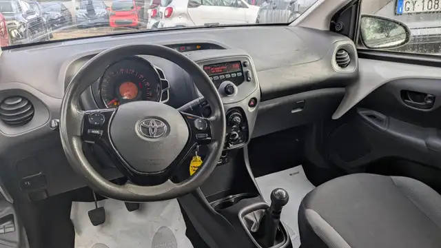 Toyota Aygo view 6