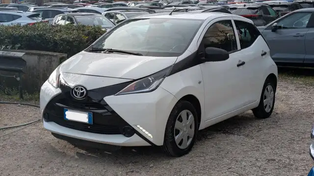 Toyota Aygo view 2