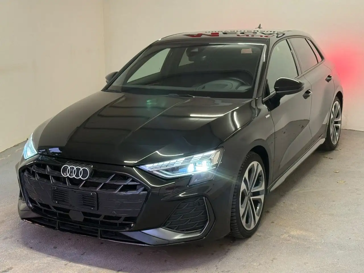 2025 Audi A3 SPB 35 TDI S tronic S line edition, photograph 4