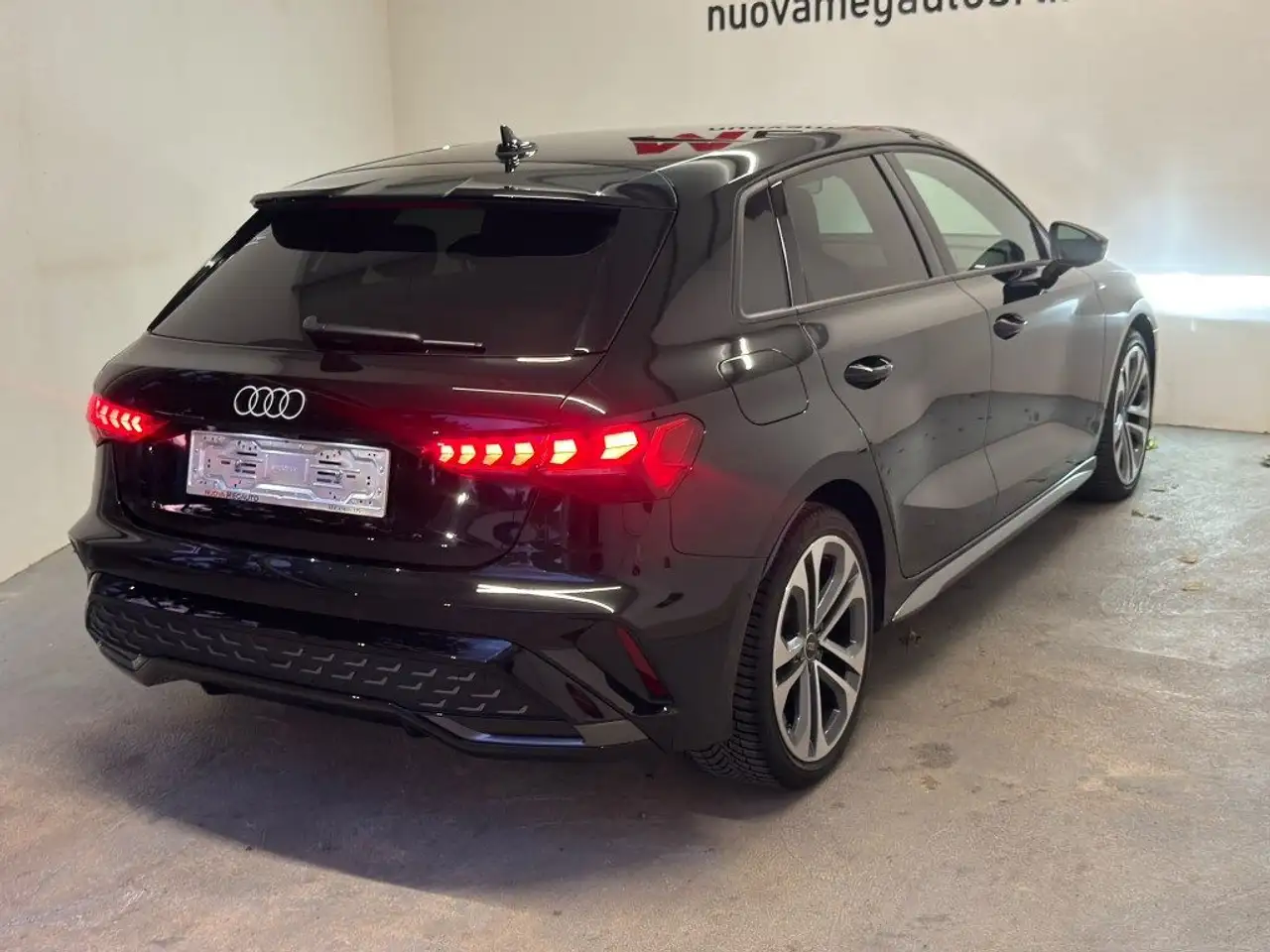 2025 Audi A3 SPB 35 TDI S tronic S line edition, photograph 5