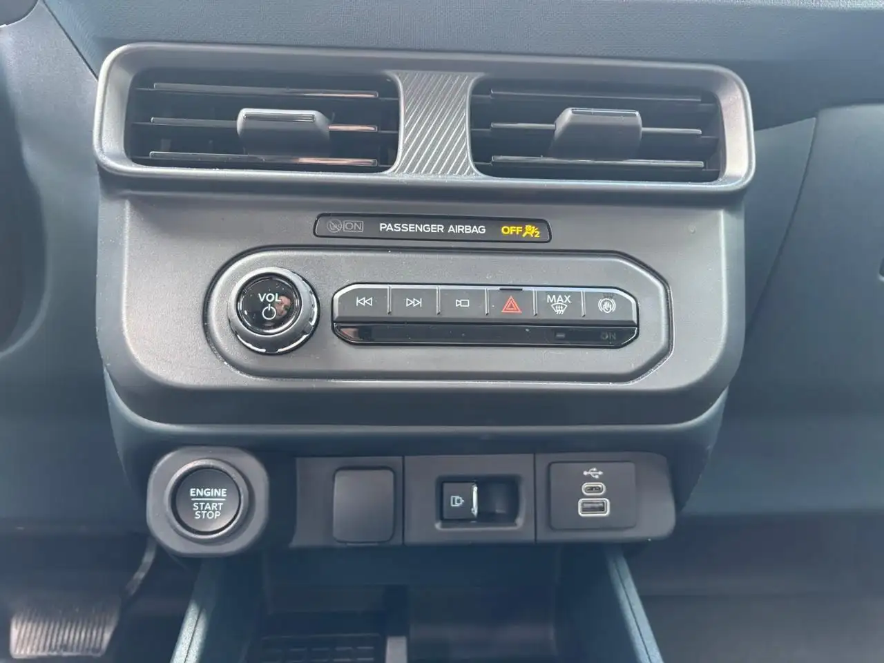 Ford Maverick снимка Ford Maverick